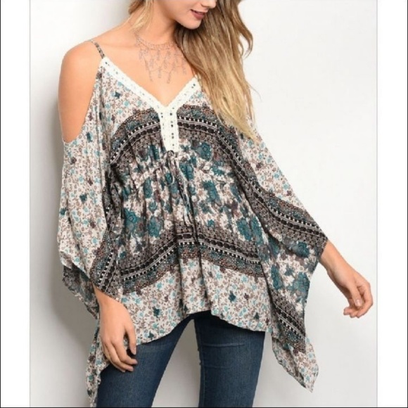 💥Host Pick!💥Boho Cold Shoulder Top - Picture 4 of 4